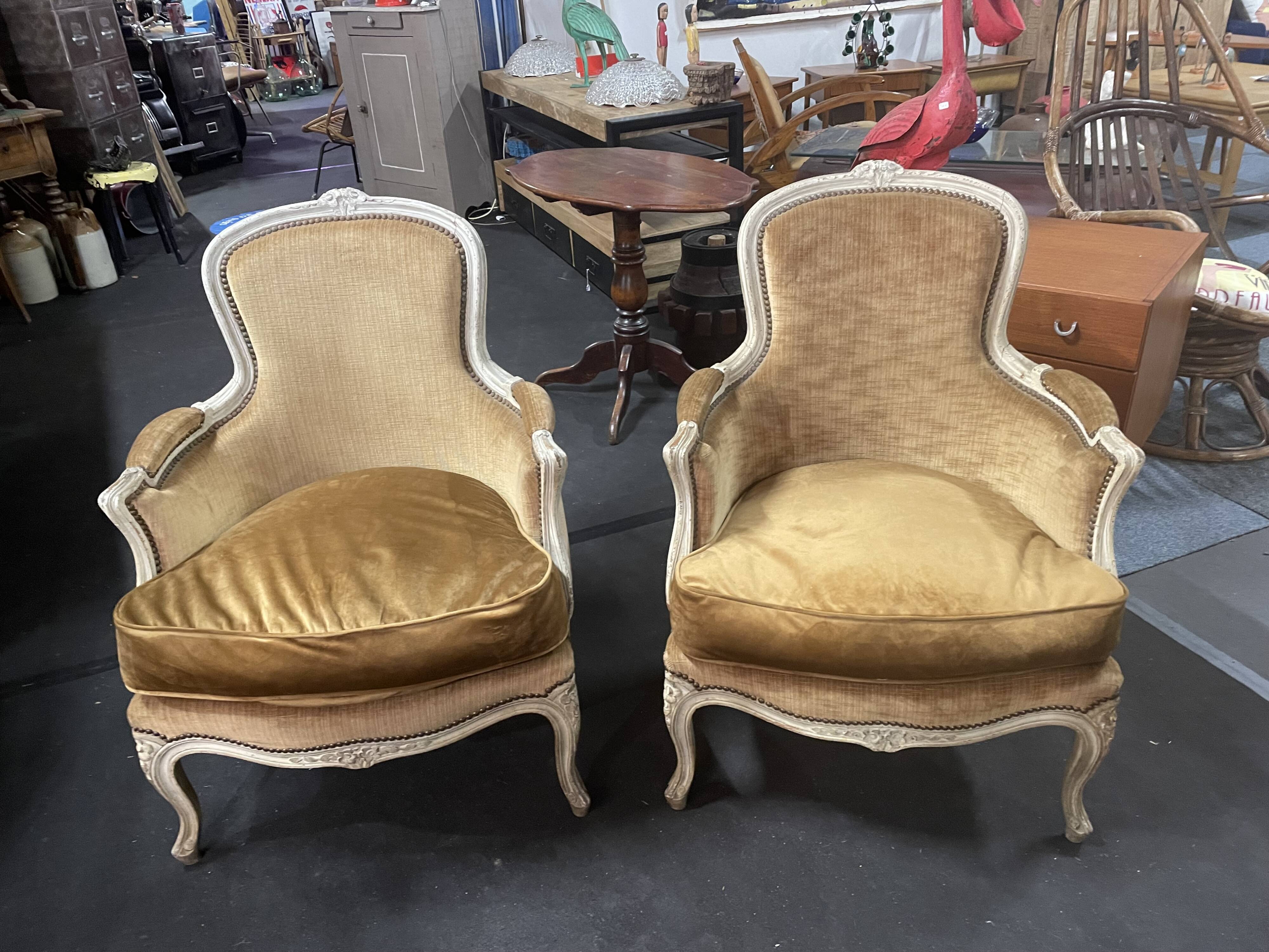 Pair of shepherdesses