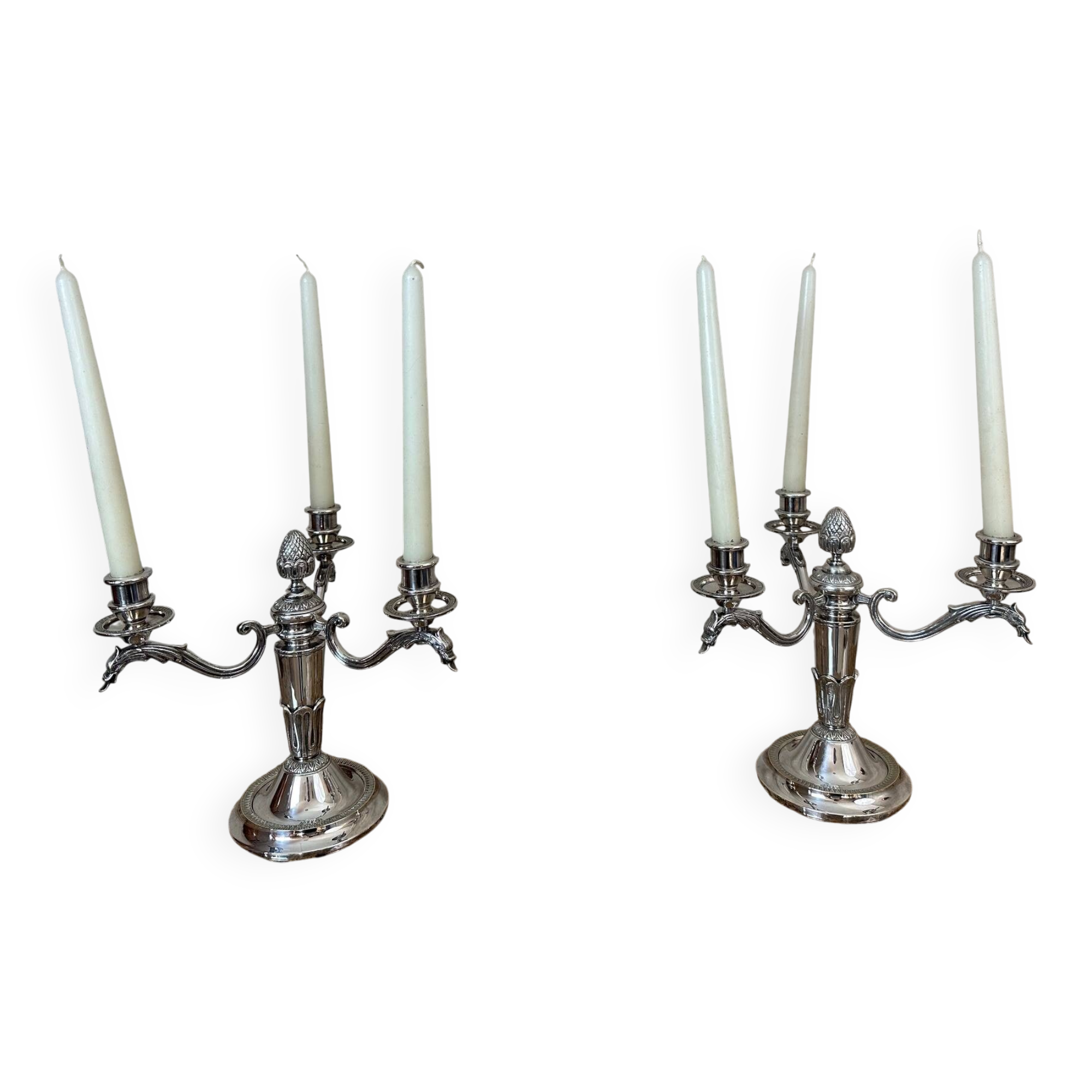 Paire de chandelier en métal argenté