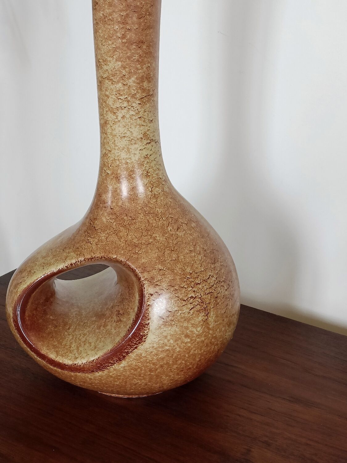 Modernist ceramic vase, Italian design 60s