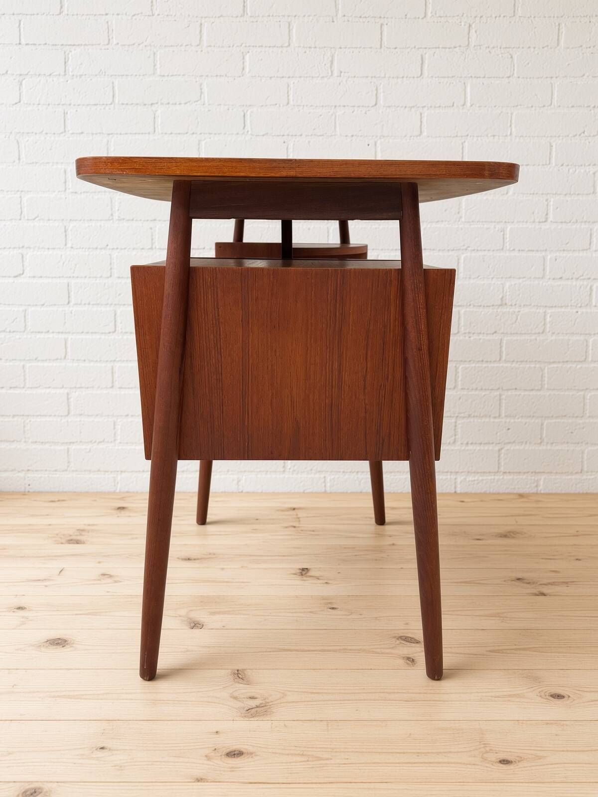 Bureau en teck petit danois par Gunnar Nielsen pour Tibergaard