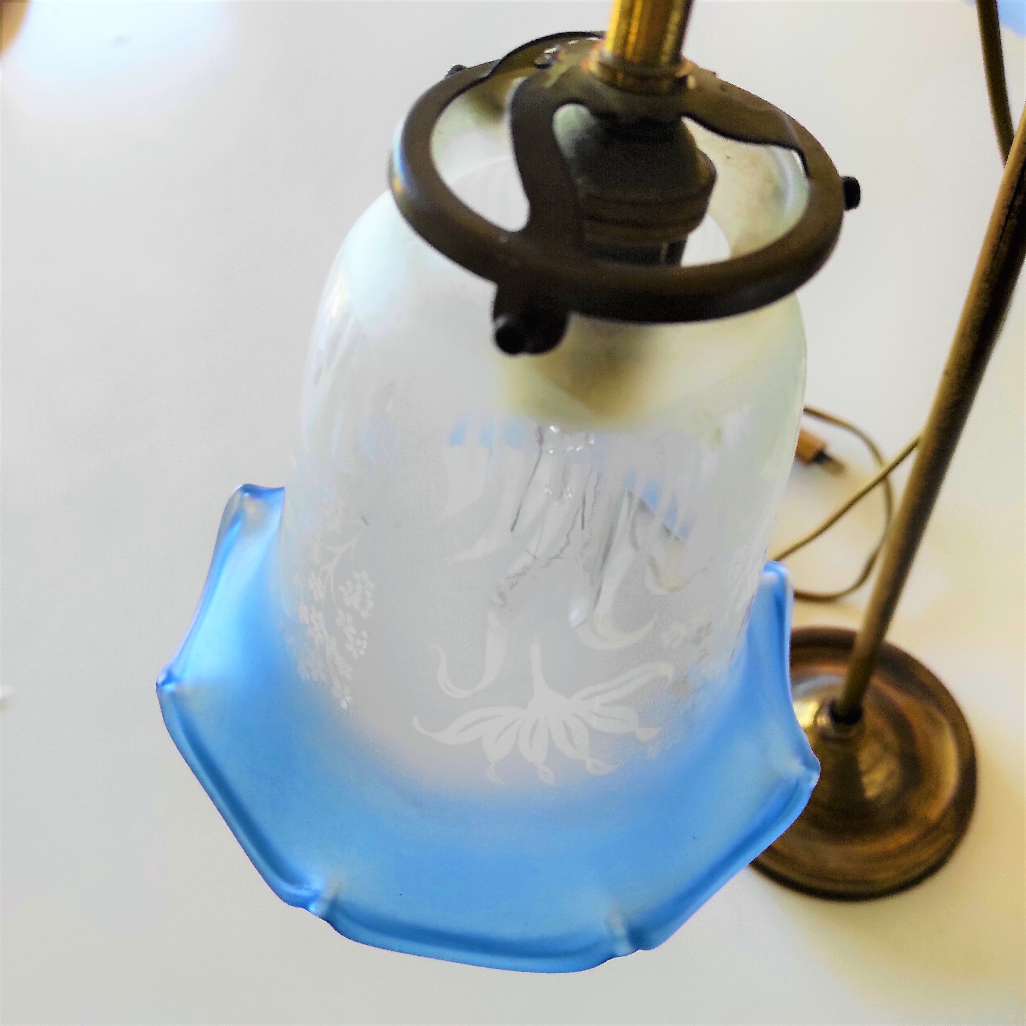 brass table or desk lamp around 1900/1930 orientable