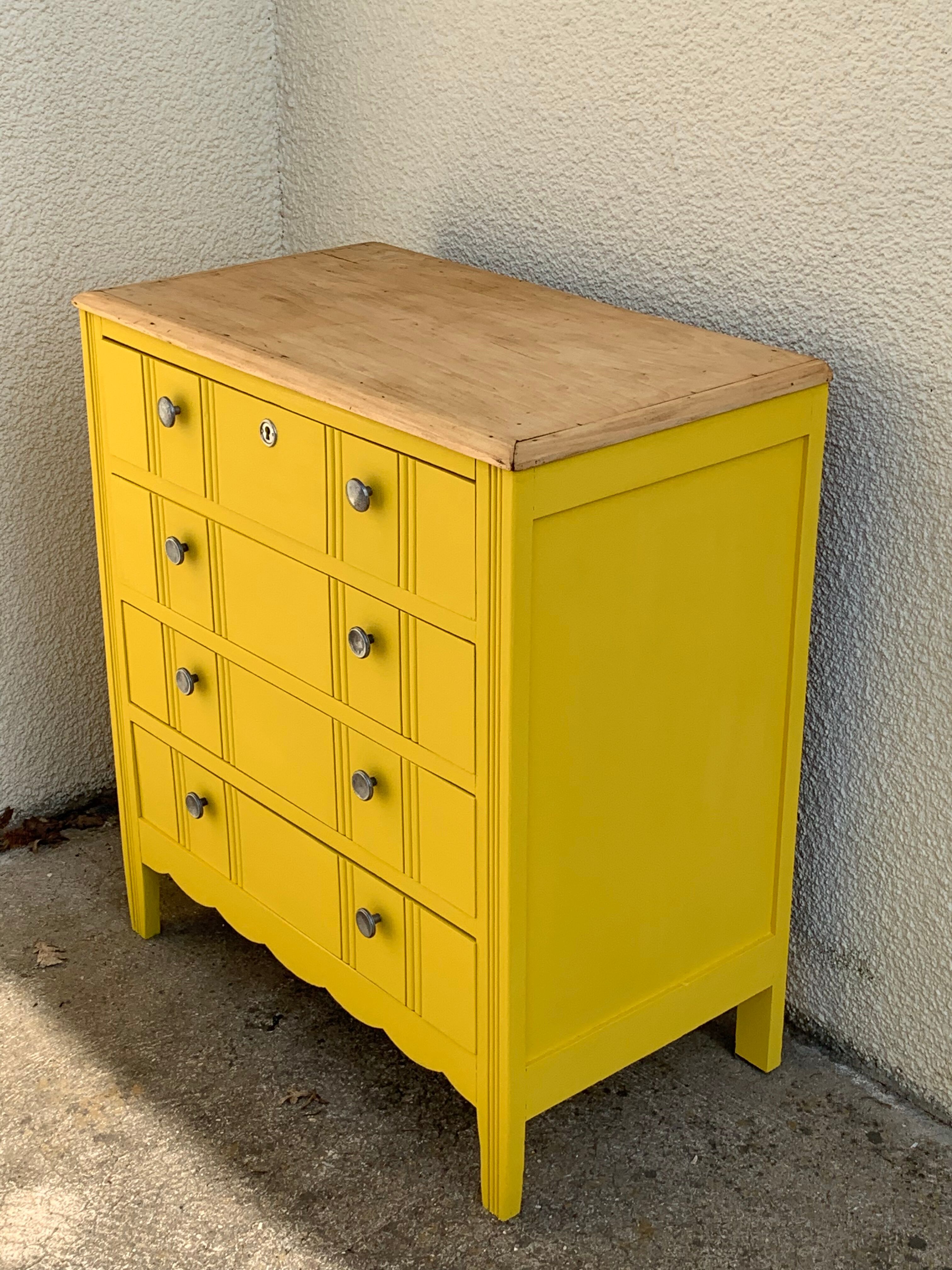 Art Deco chest of drawers 1940