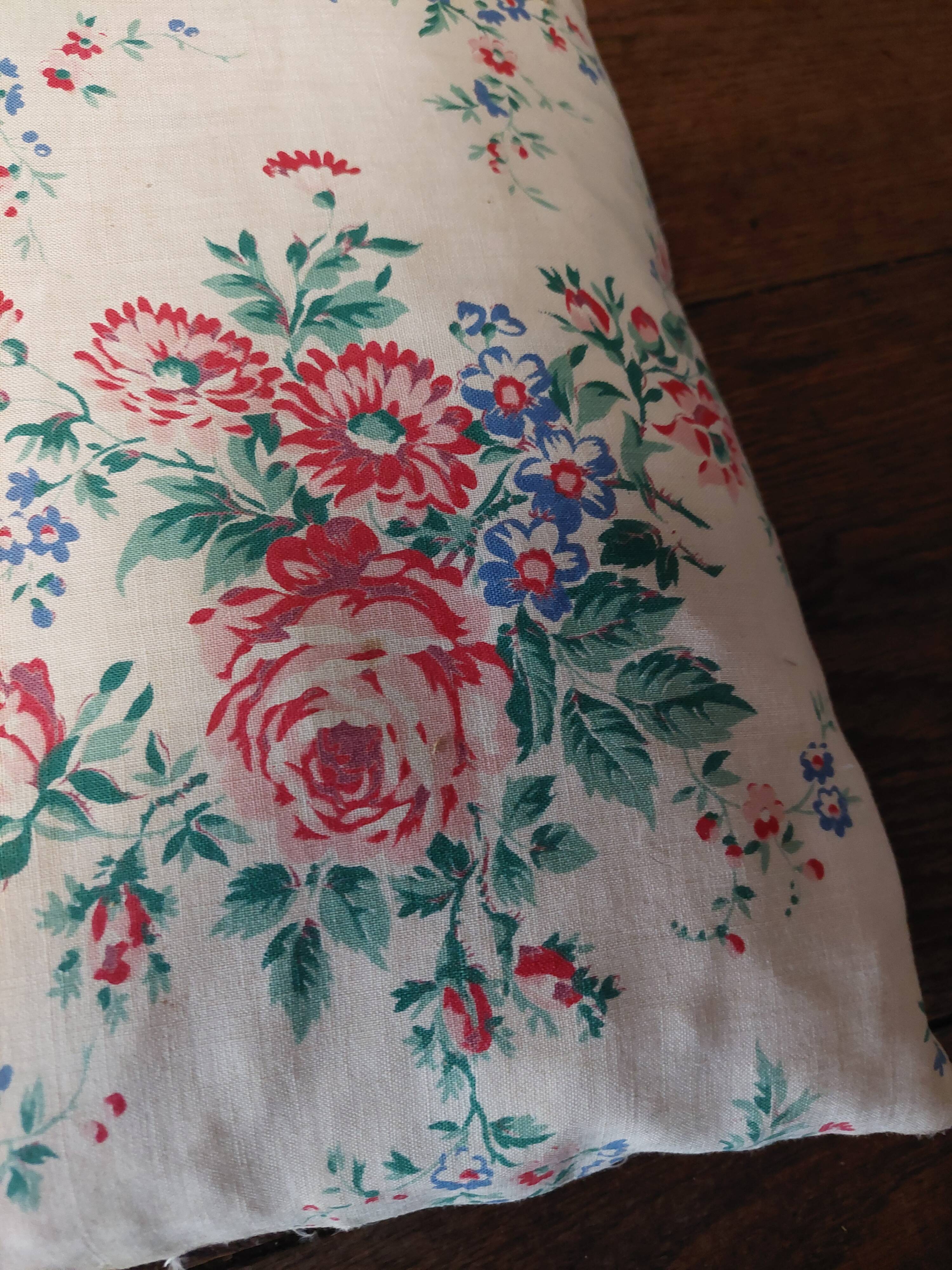Coussin vintage tissu à fleurs 40 X 45 cm