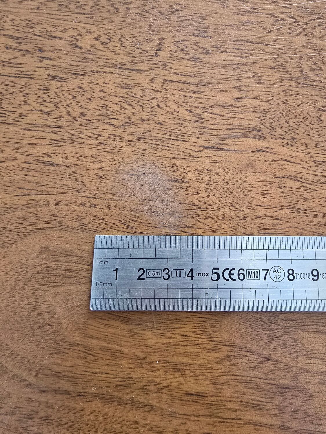 Table de jeu Henredon avec motif de toile d'araignée sur le dessus