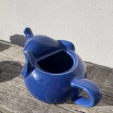 Blue elephant slush teapot