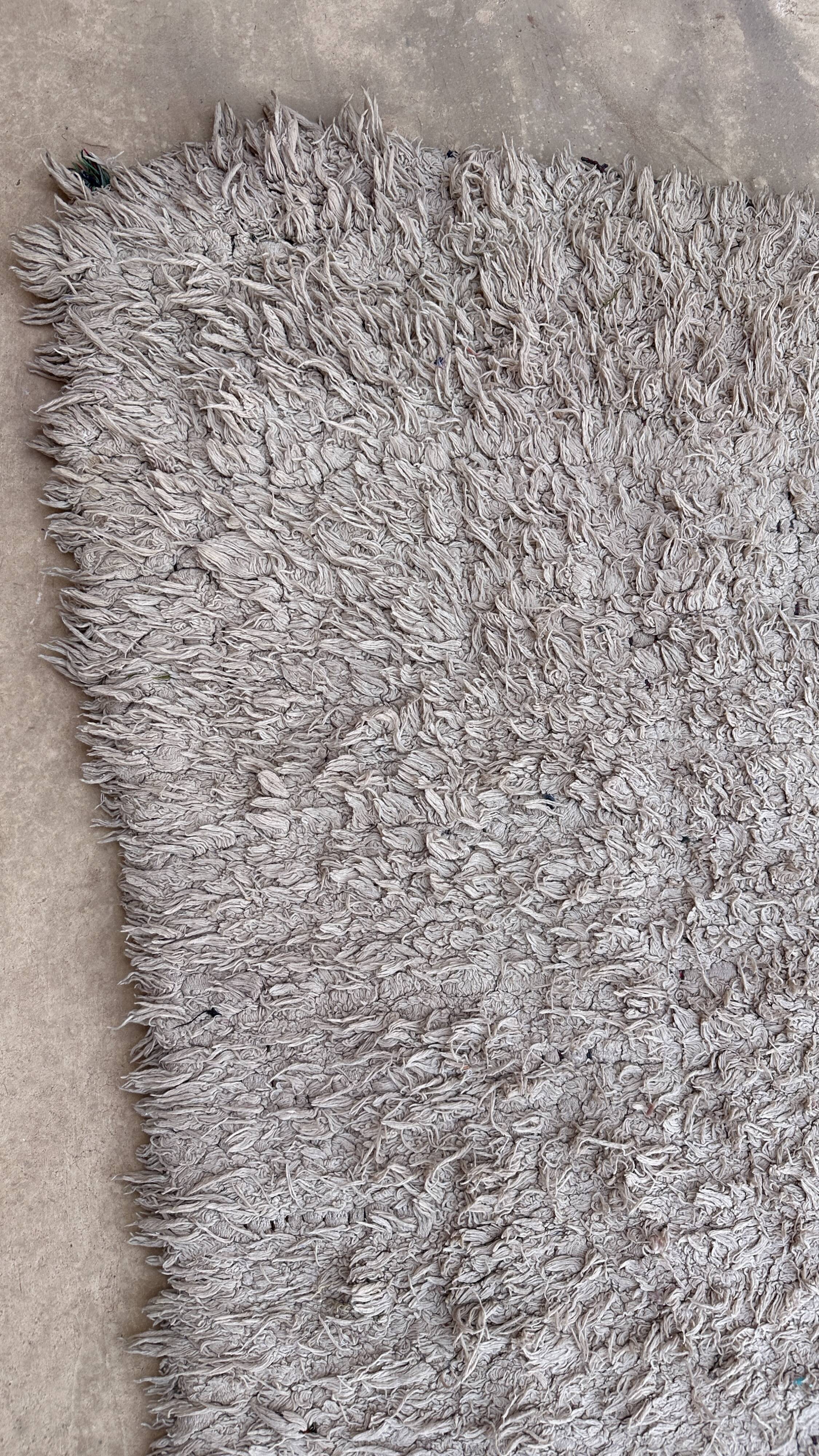 Moroccan Boucherouite rug white - 193 x 177 cm