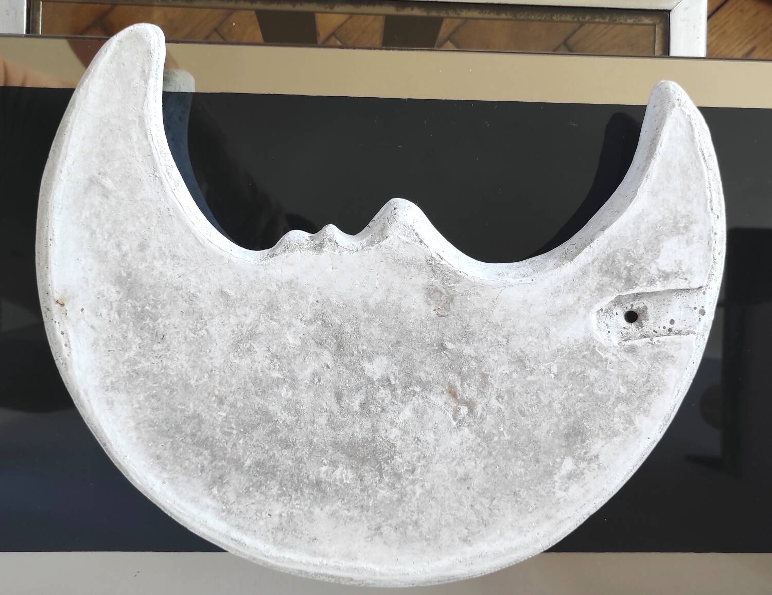 Vintage Moon wall decoration in concrete / reconstituted stone