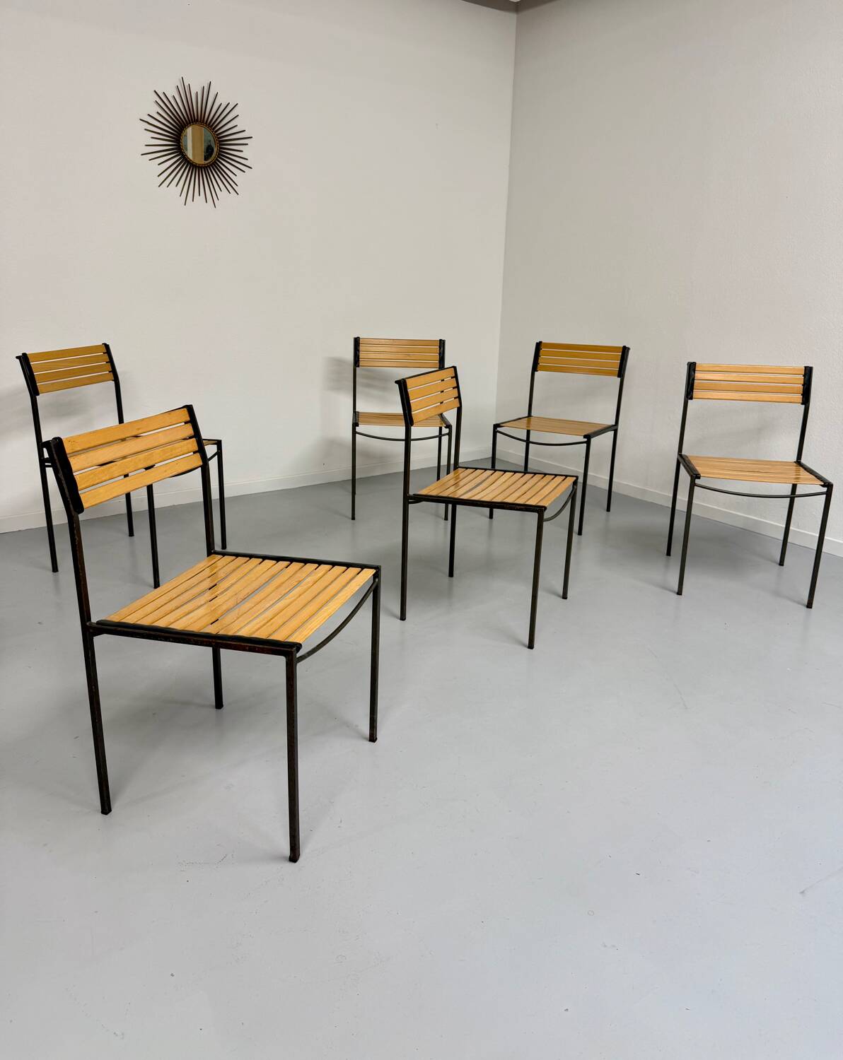6 old metal and wood chairs, Italian design from the 80s, vintage