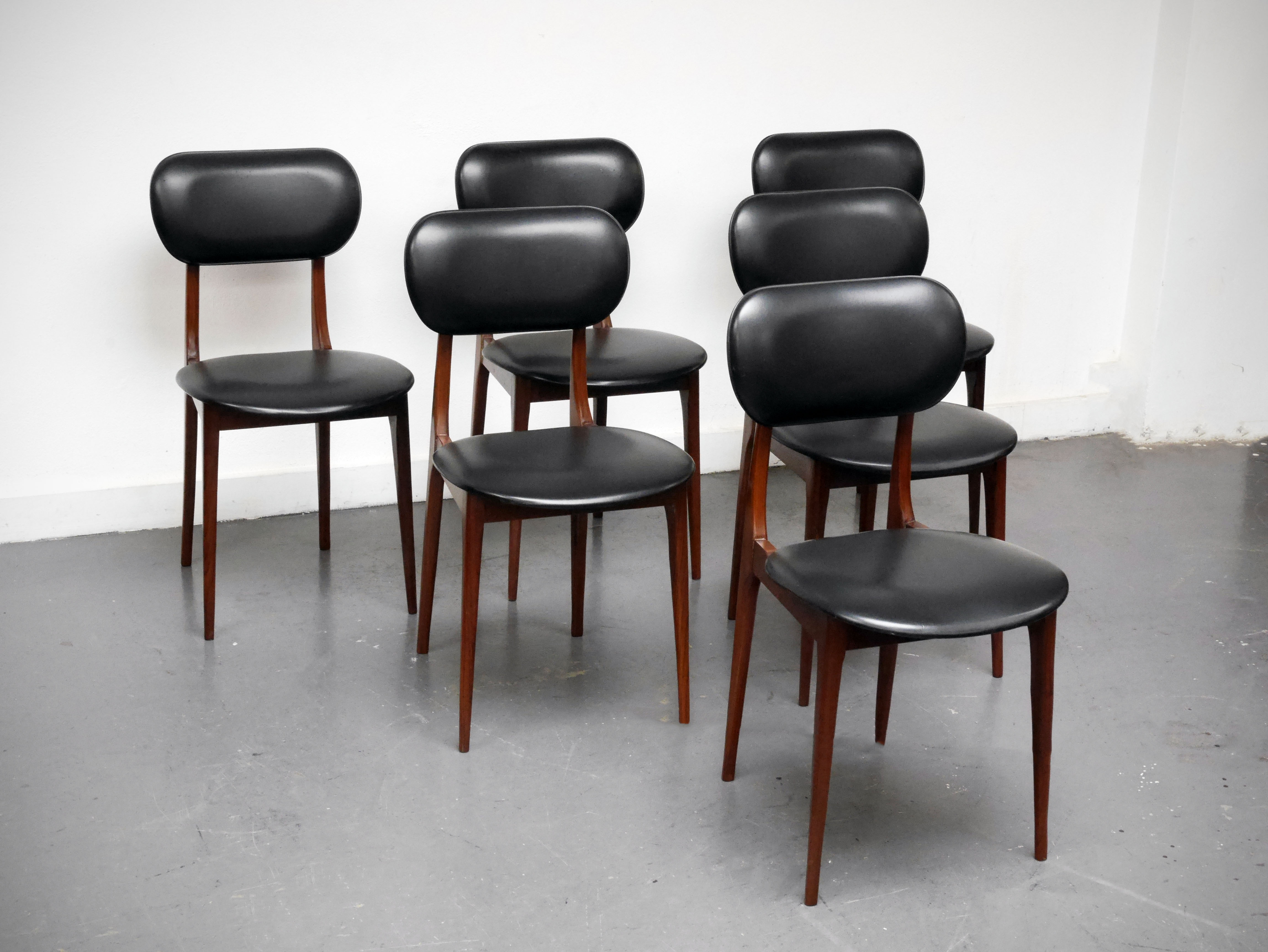 Set of 6 scandinavian chairs