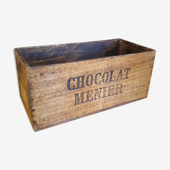 Ancient menier chocolate box