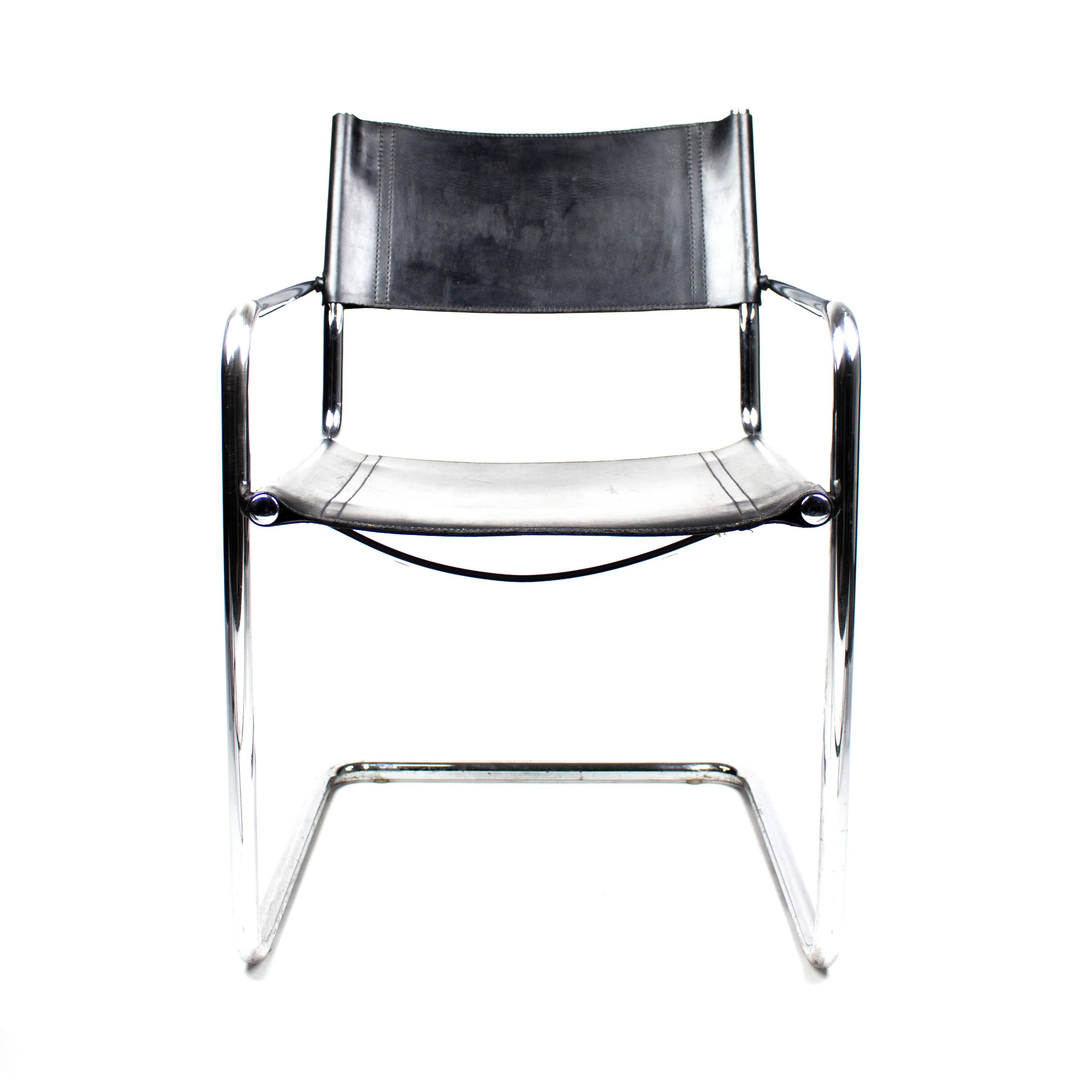 Pair of Matteo Grassi MG5 chairs in black leather and chrome