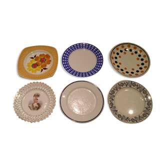 Set of 6 different dessert plates