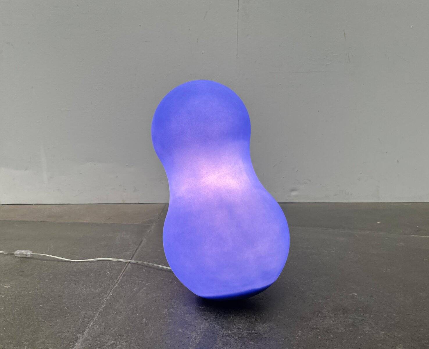 Postmodern balancing floor lamp model Penguin by Dominic Symons for Flötotto.