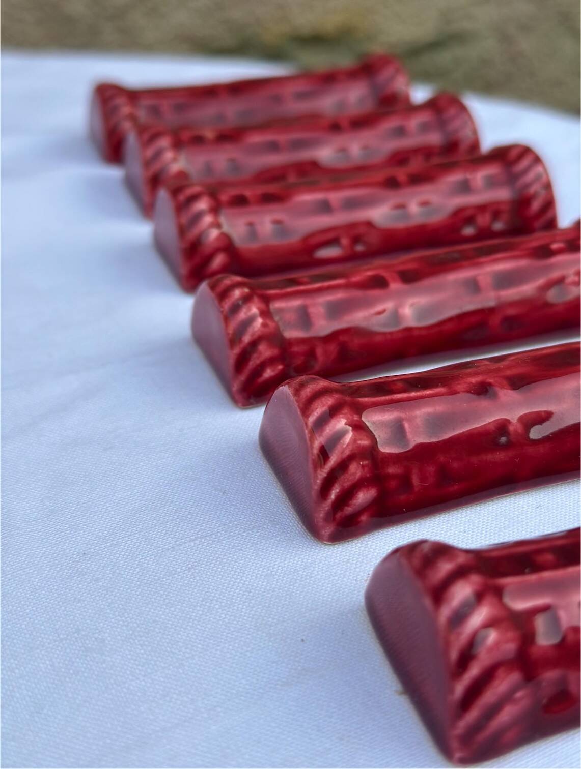 Vintage knife rest proceram aubagne – blood red ceramic