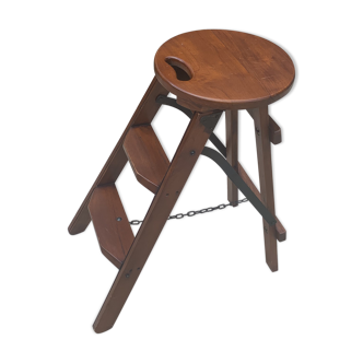 Foldable stool
