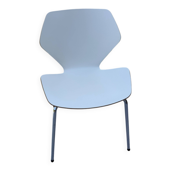 Chaise minimaliste modèle Shrimp par COR Allemagne — Beyit