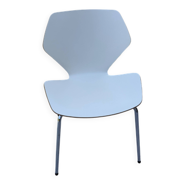 Chaise minimaliste modèle Shrimp par COR Allemagne