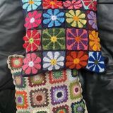 Grannys squares vintage 70 cushion