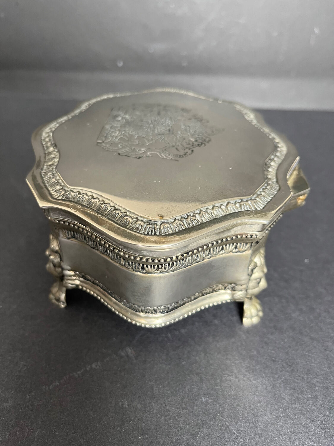 Silver metal jewelry box