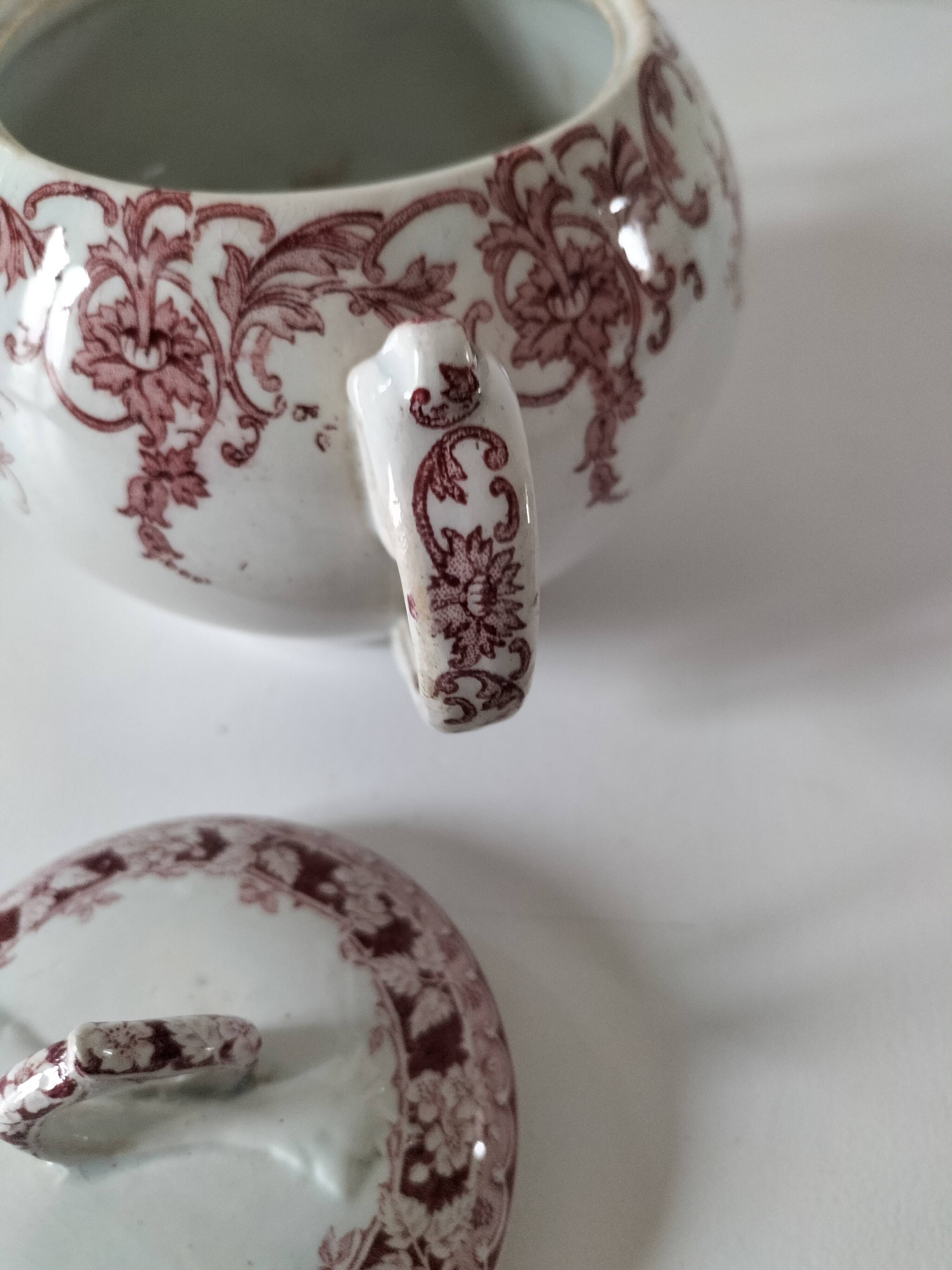 Saint-Amand & Hamage antique sugar bowl – Campanule rouge model