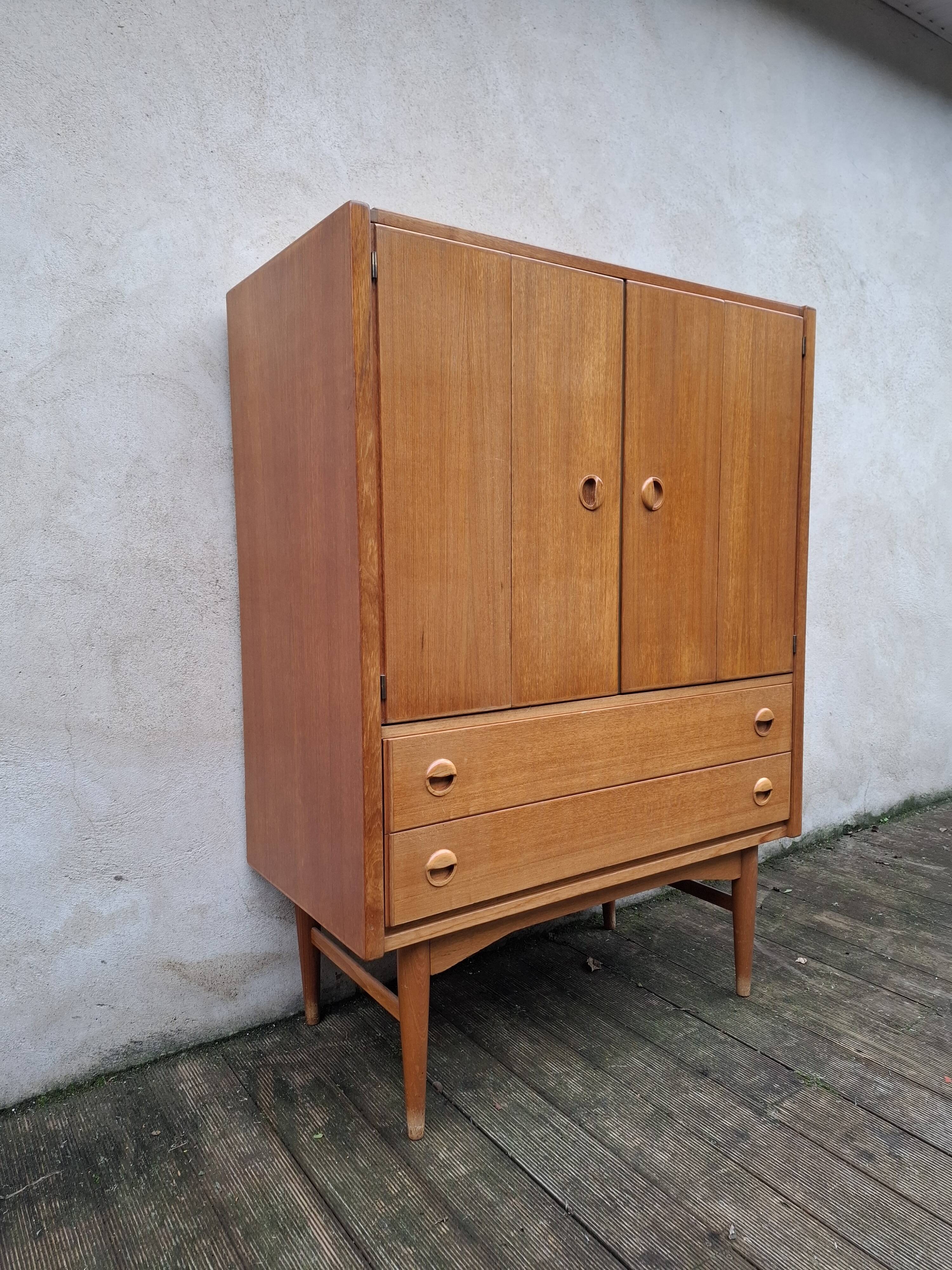 Armoire/secrétaire vintage