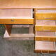 Bureau en chêne à 5 tiroirs années 70