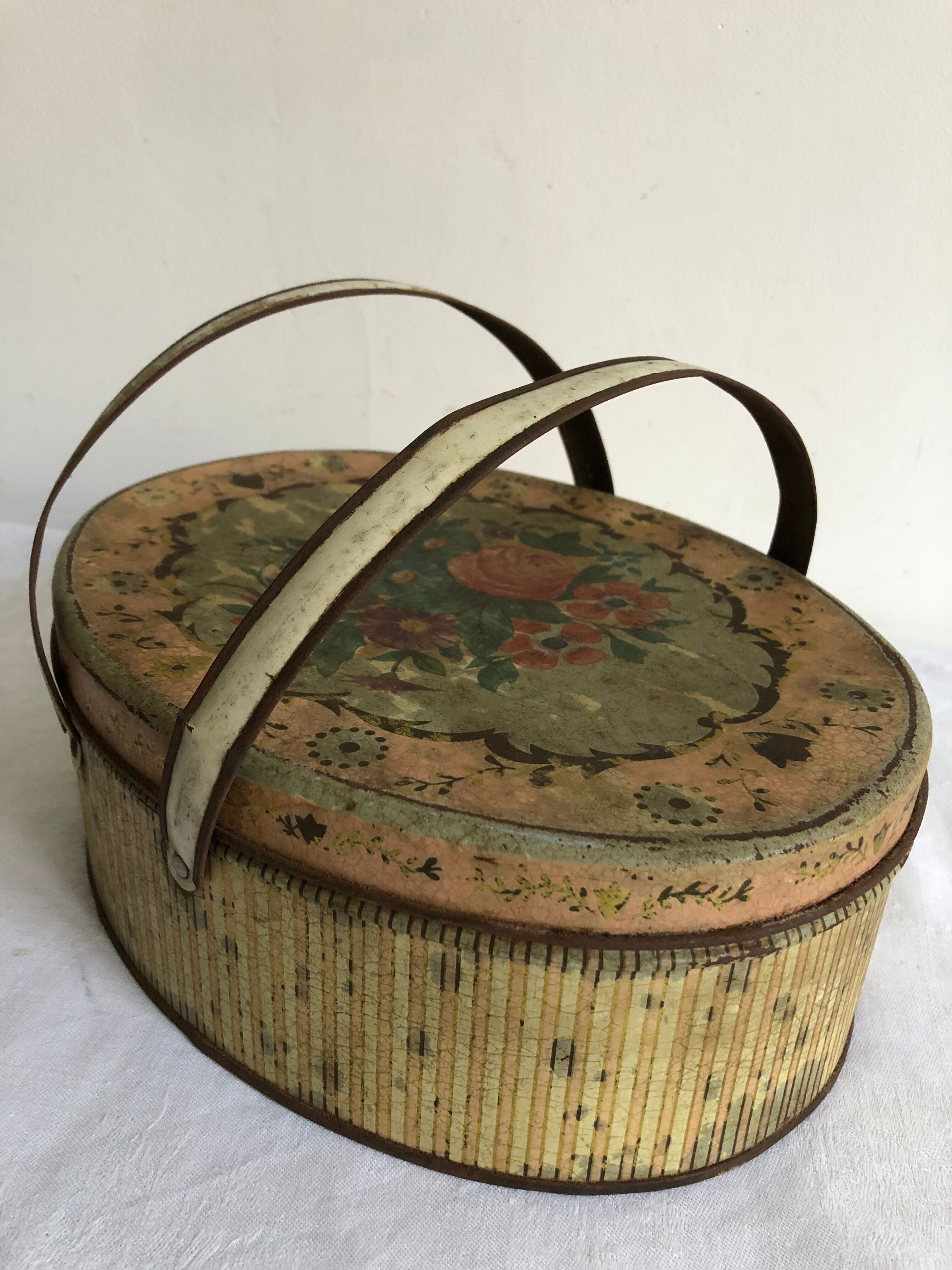Sewing box, lithographed sheet metal box