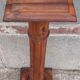 Colonne sellette en bois