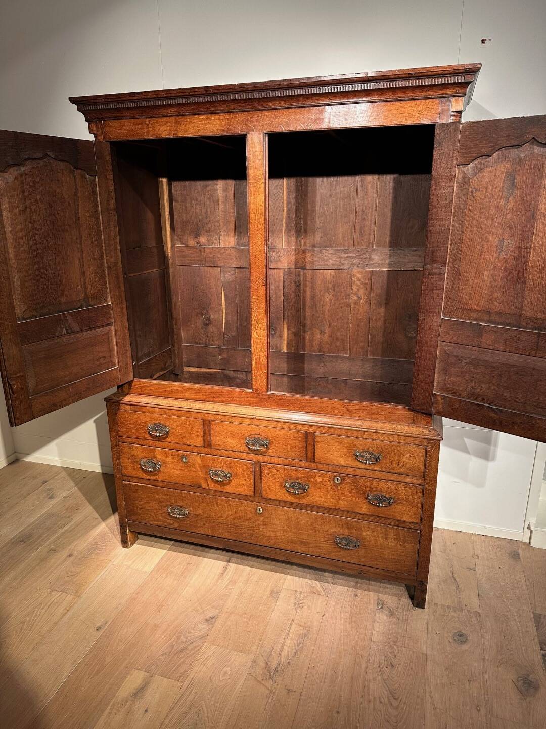 18th Century Welsh cupboard