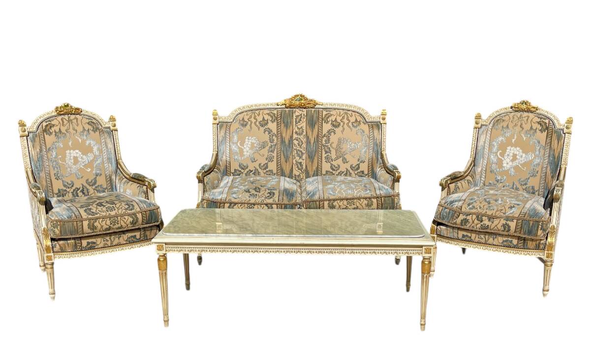 Louis XVI Style Living Room - 4 rooms