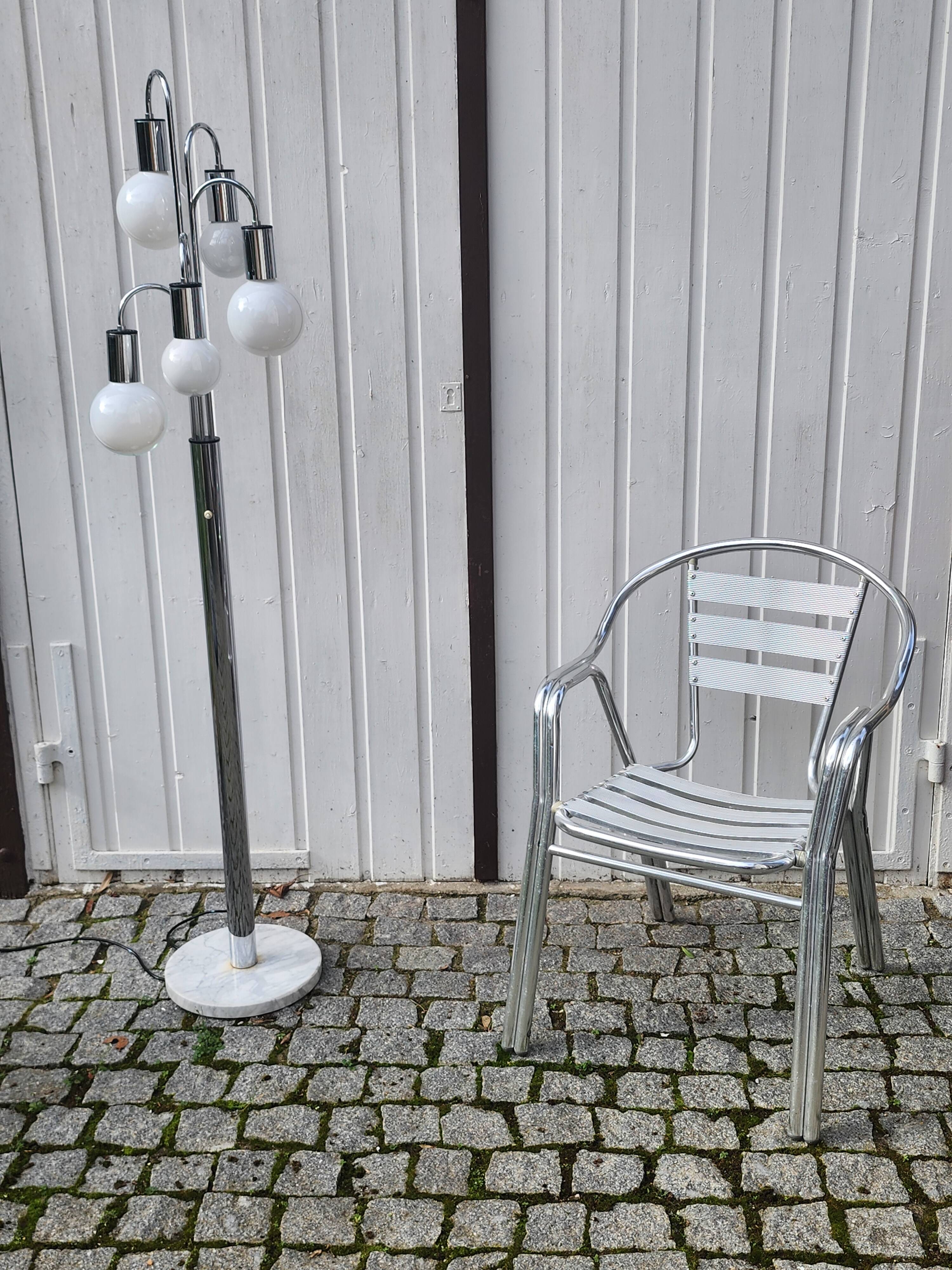 Waterfall floor lamp by Robert Sonneman