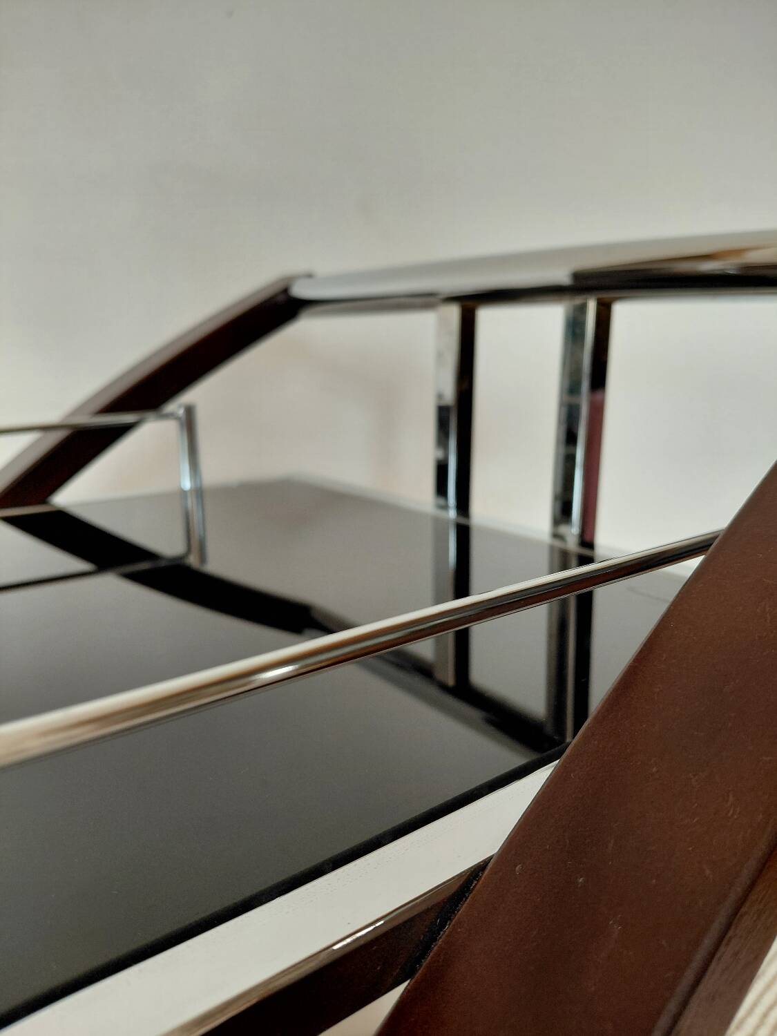 "Z-Shape" vintage 70s dessert table, Italian design: a real favourite.