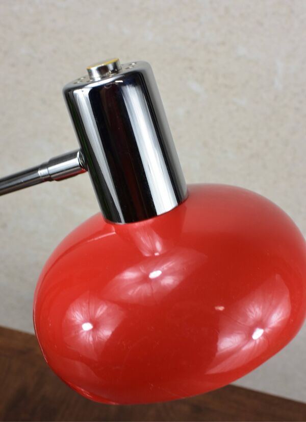 lampe de bureau vintage rouge