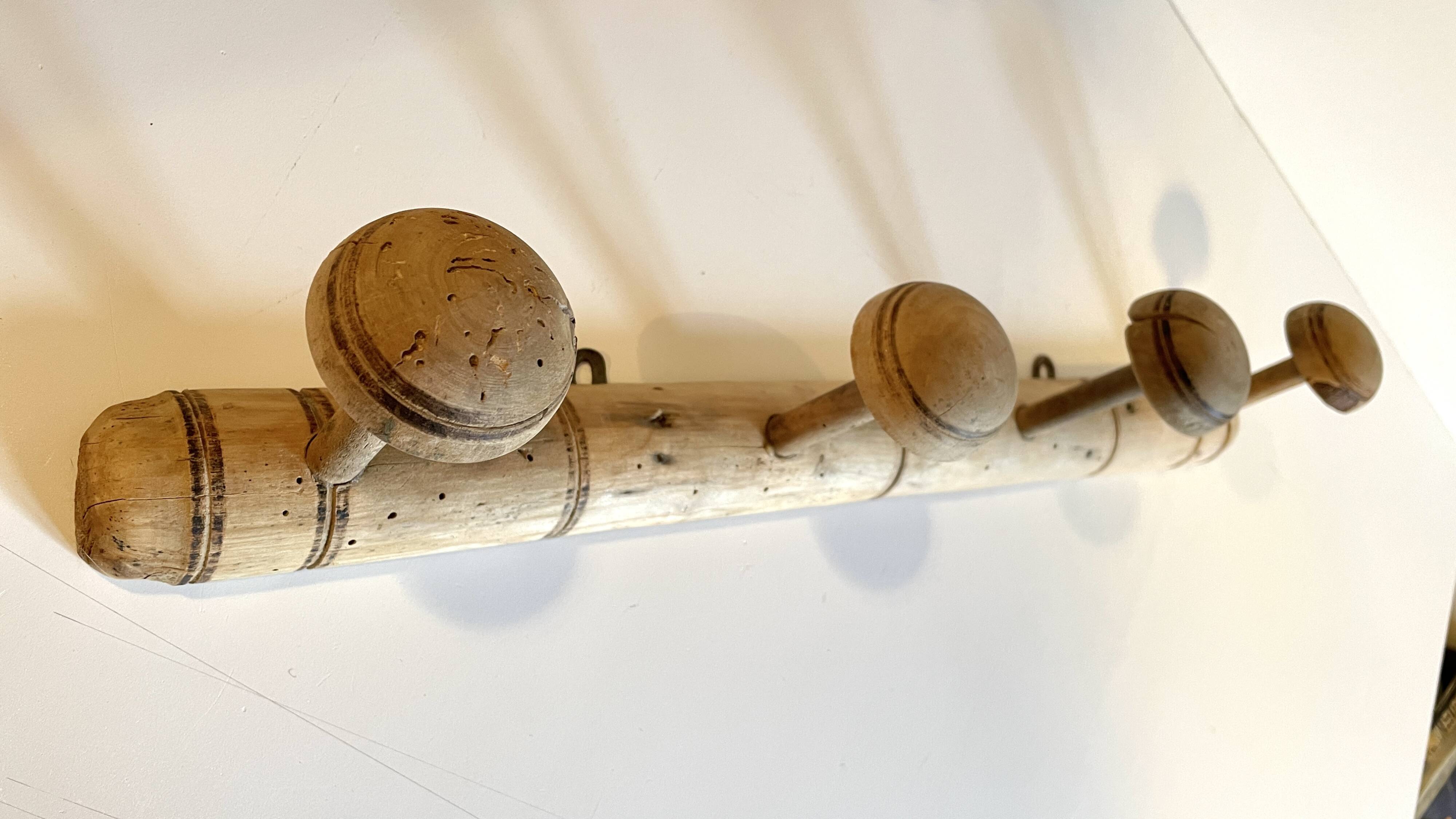 Bamboo-style portmanteau from the 1920s