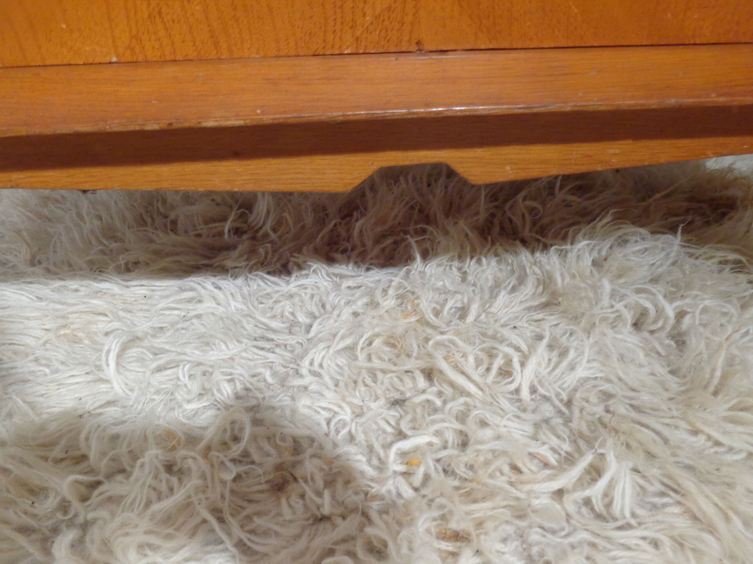 Vintage chest of drawers from the 50s compass