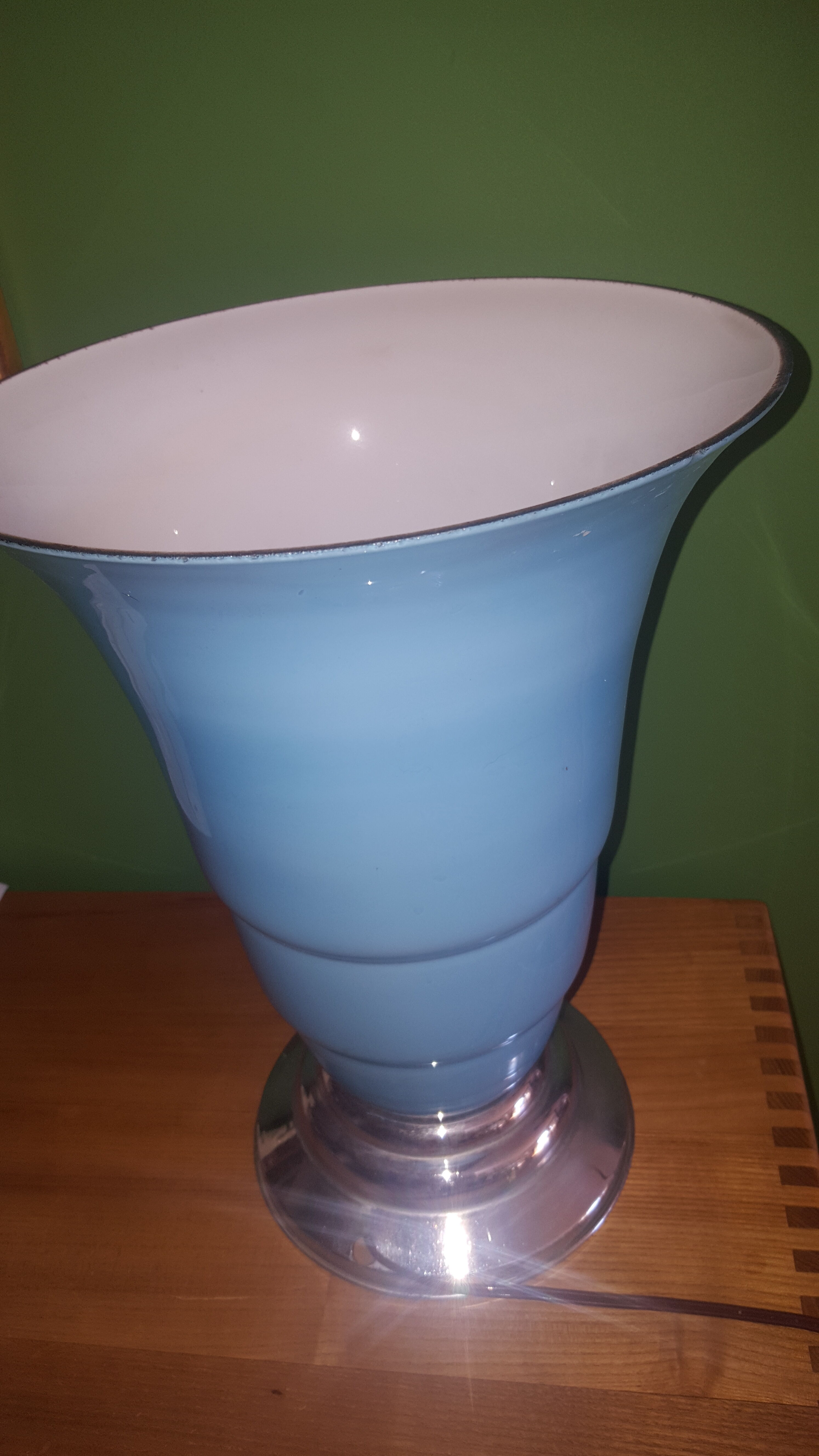 Art deco lamp in opaline