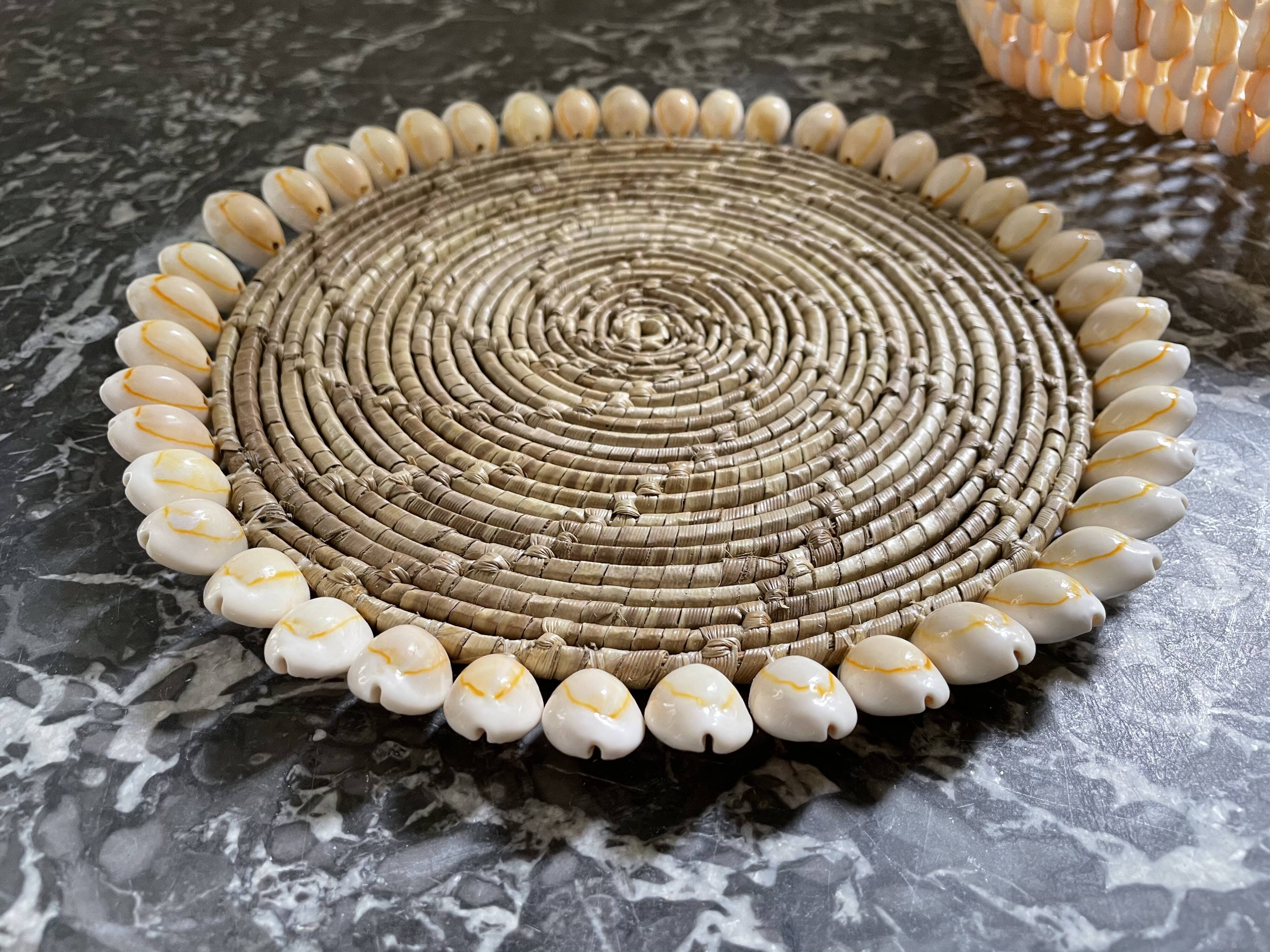 Table mat vintage seashell