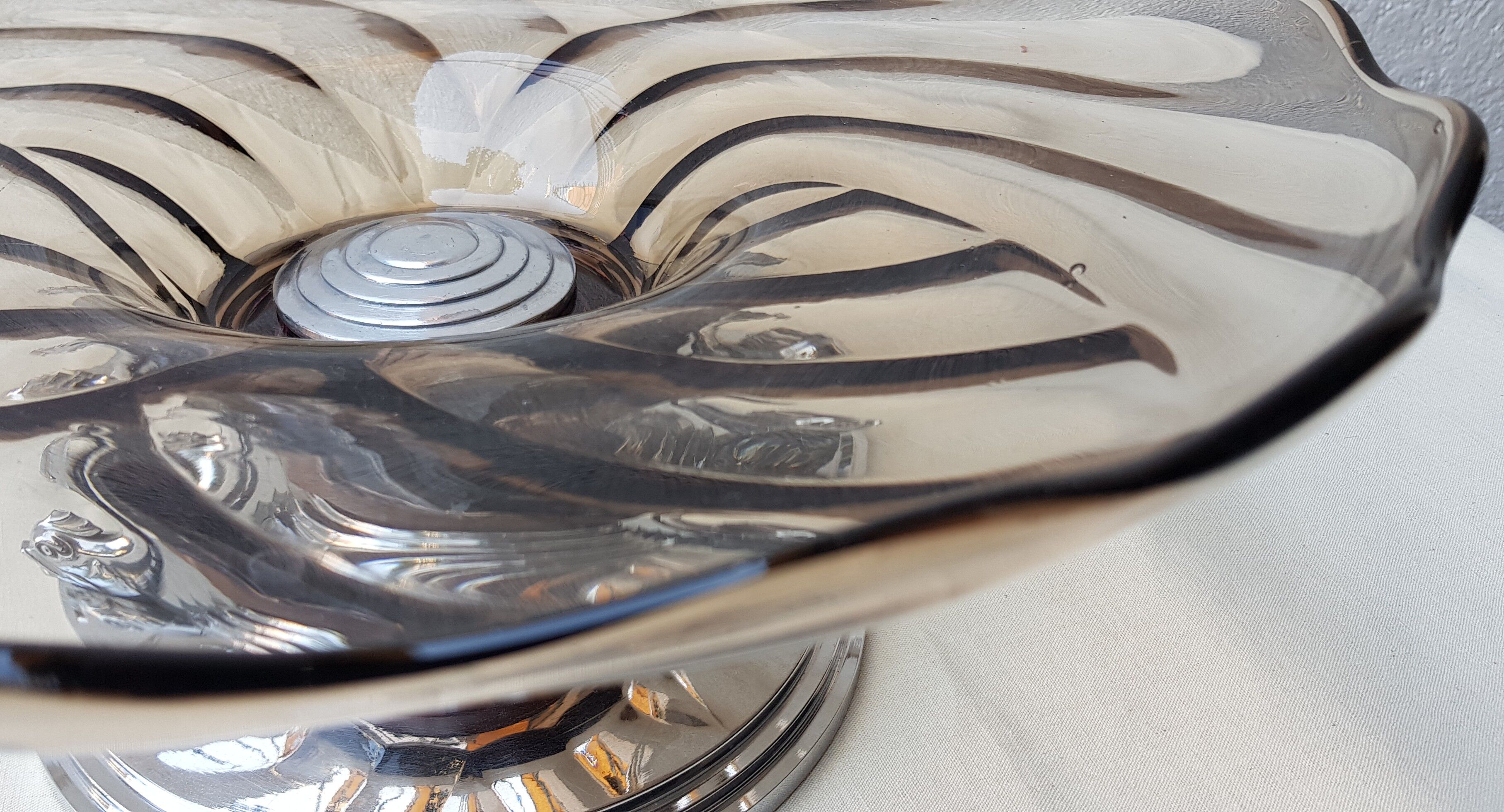 Glass cut smoked art deco