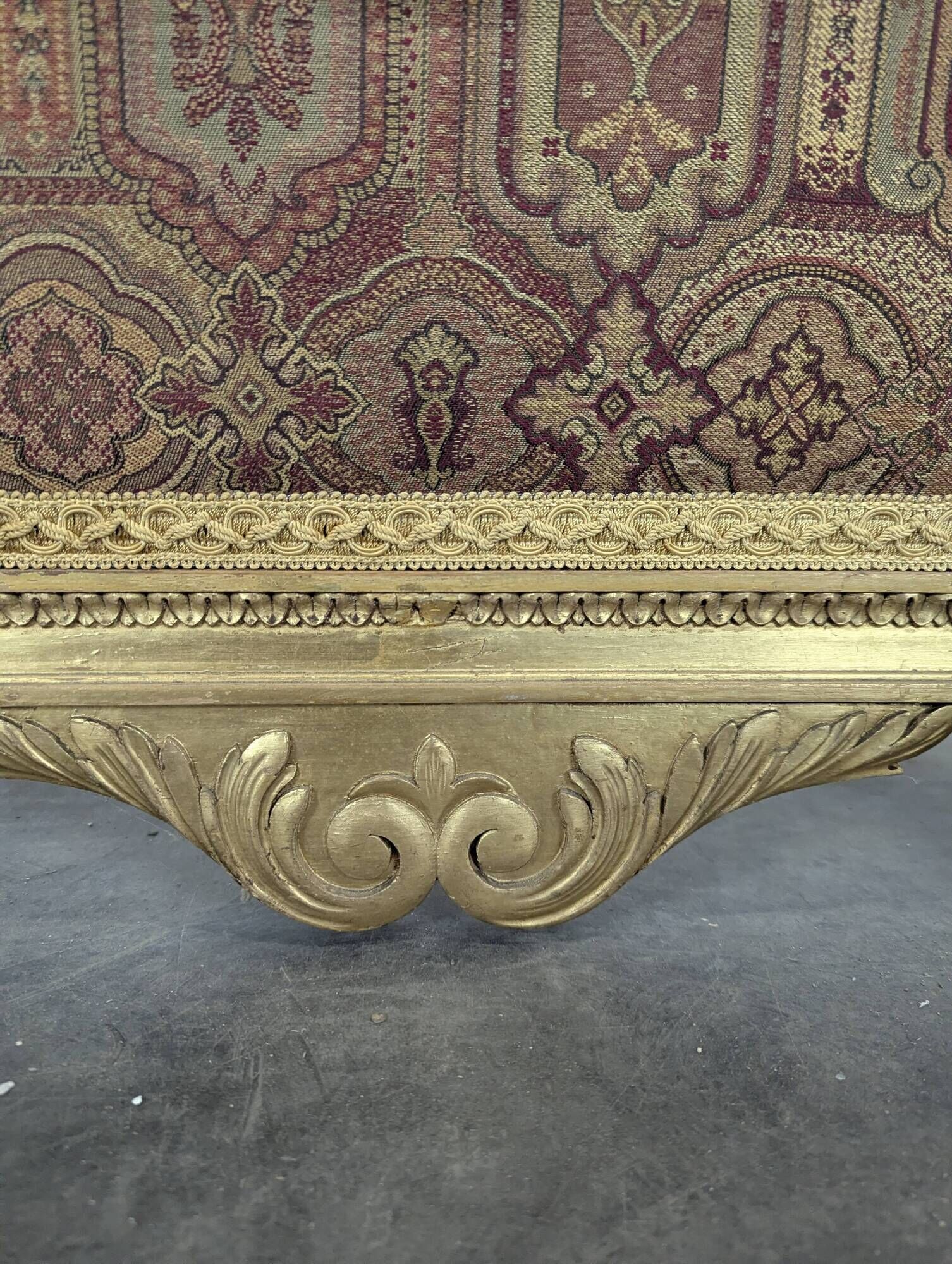 Louis XVI gilded wooden fire screen with tapestry