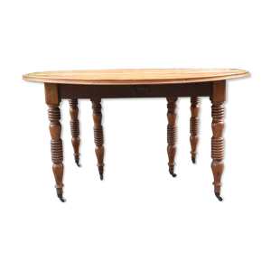 Table ovale ancienne