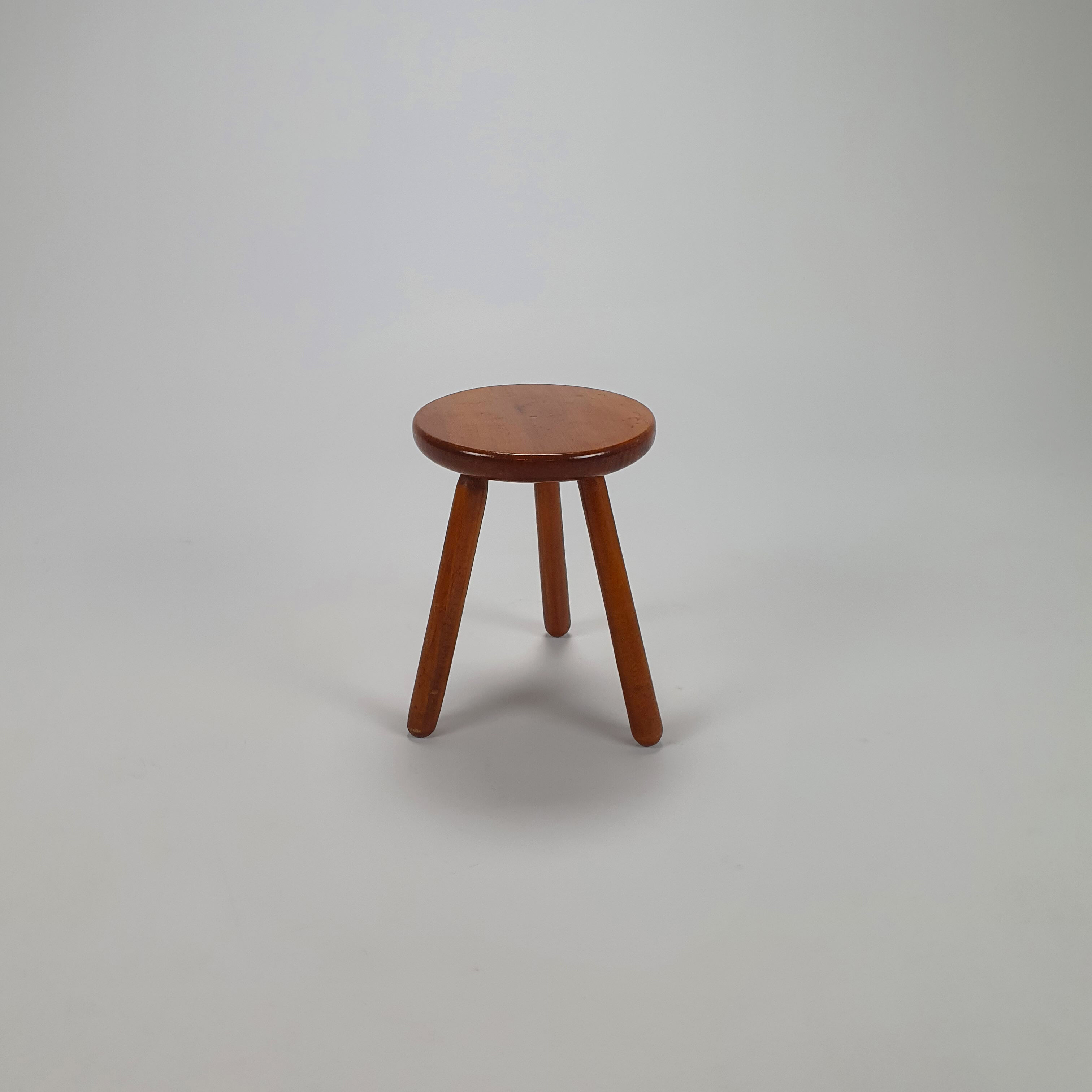 Mid century oak tripod stool, 1950s