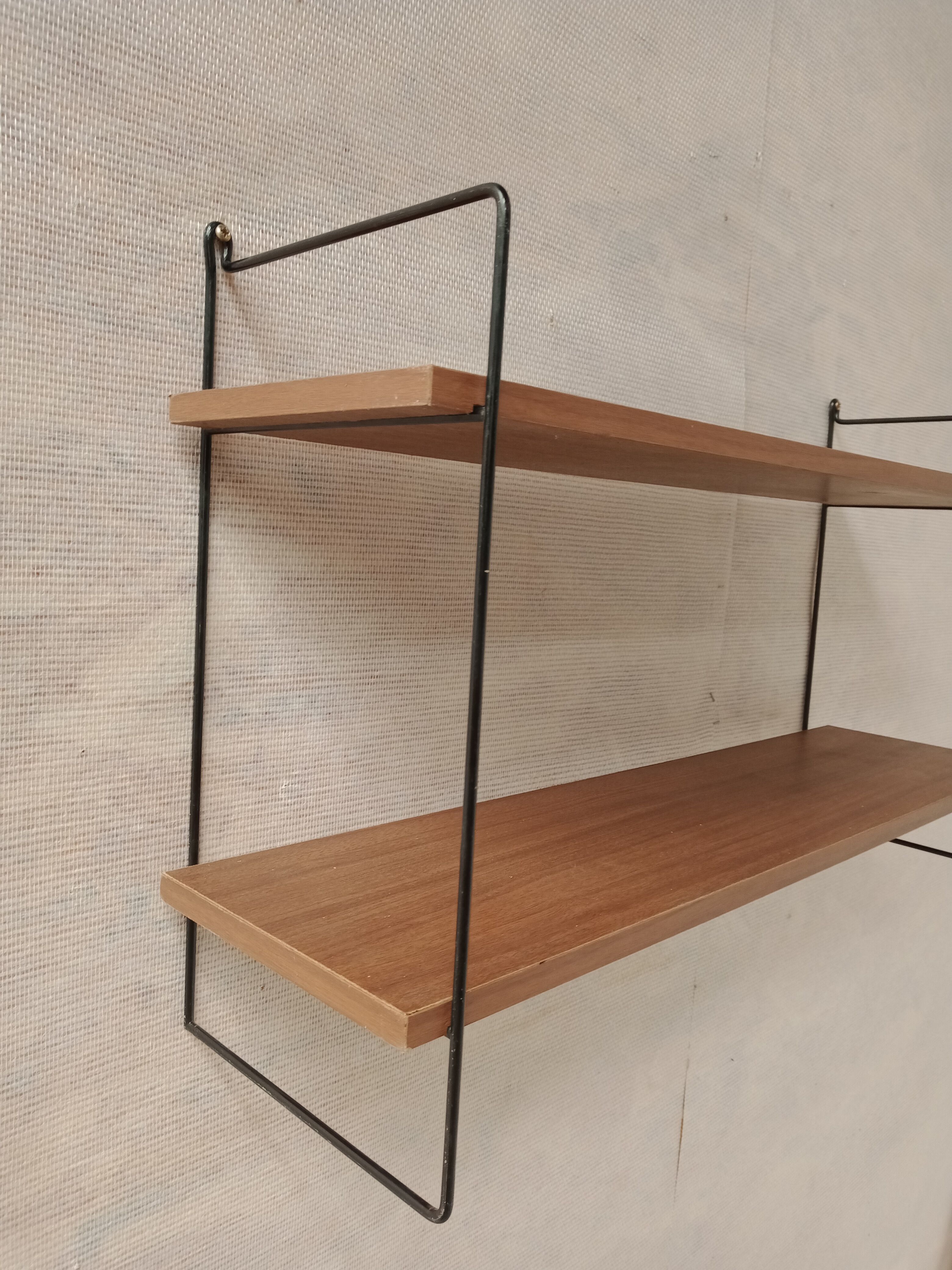 String style metal wire spreader