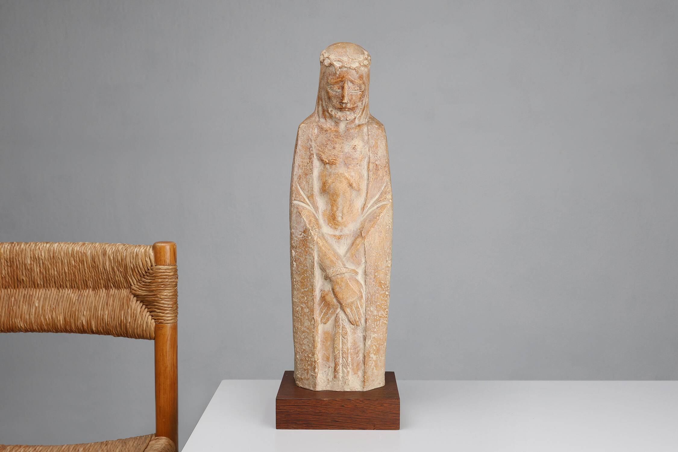 Religious Statue Jesus Christ in Art Deco style by belgian artist André Tea