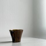 Pot à lait, saucière en céramique rayée.