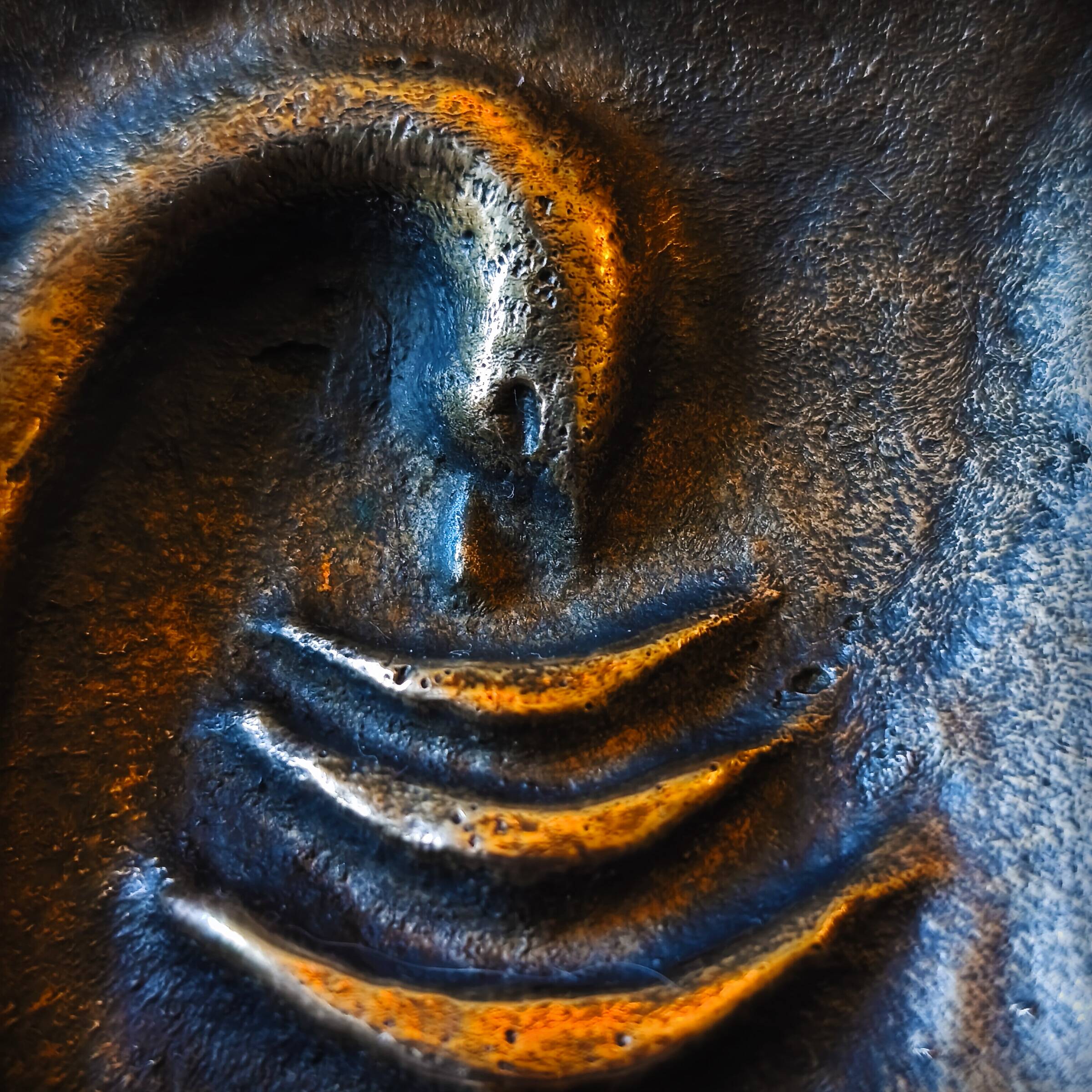 Brutalist bronze ashtray by Alfieri Gardone for Lauterbach.