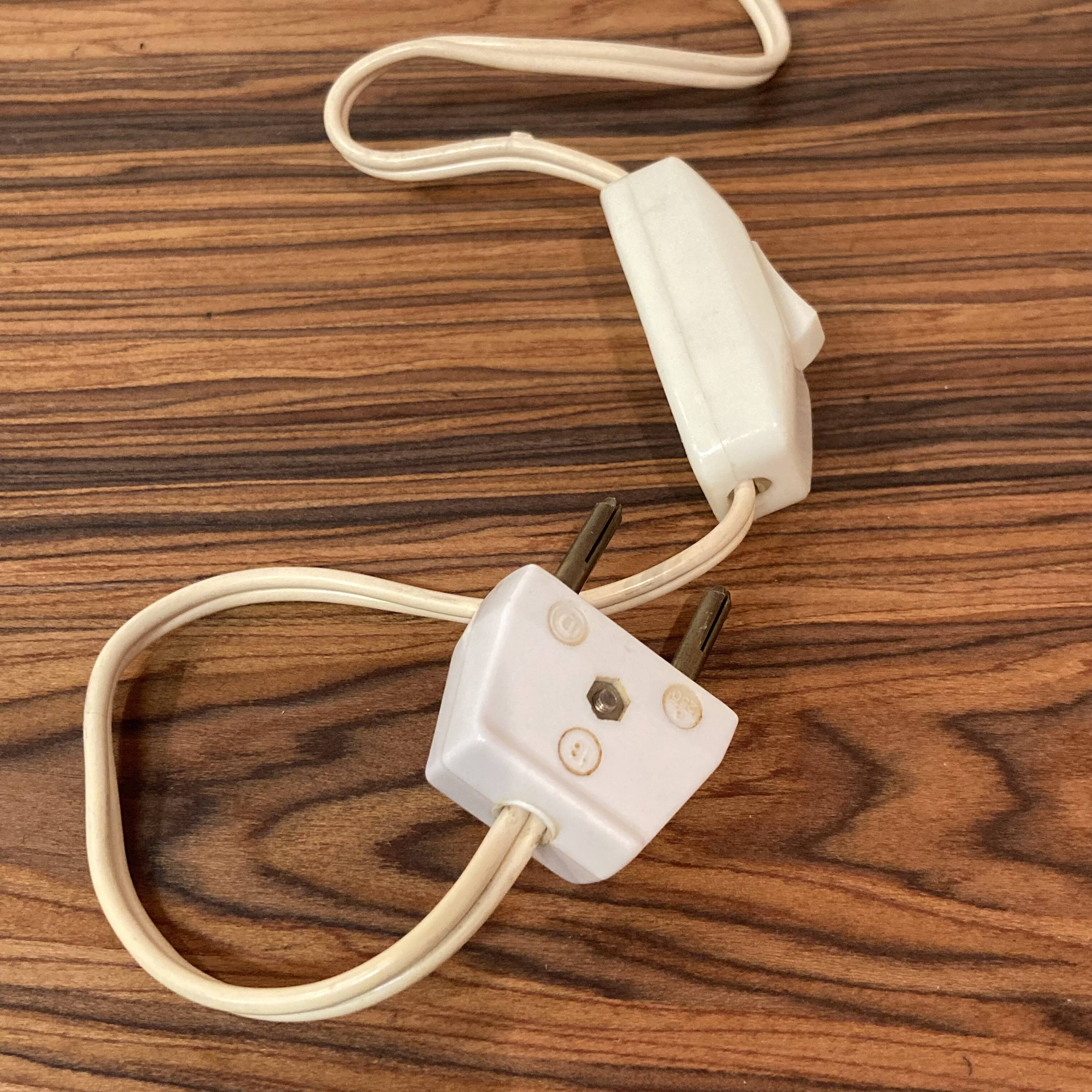 Ceramic lamp stamped design 1960.