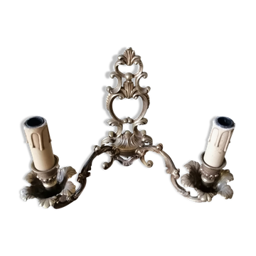 2-spoke brass wall lamp