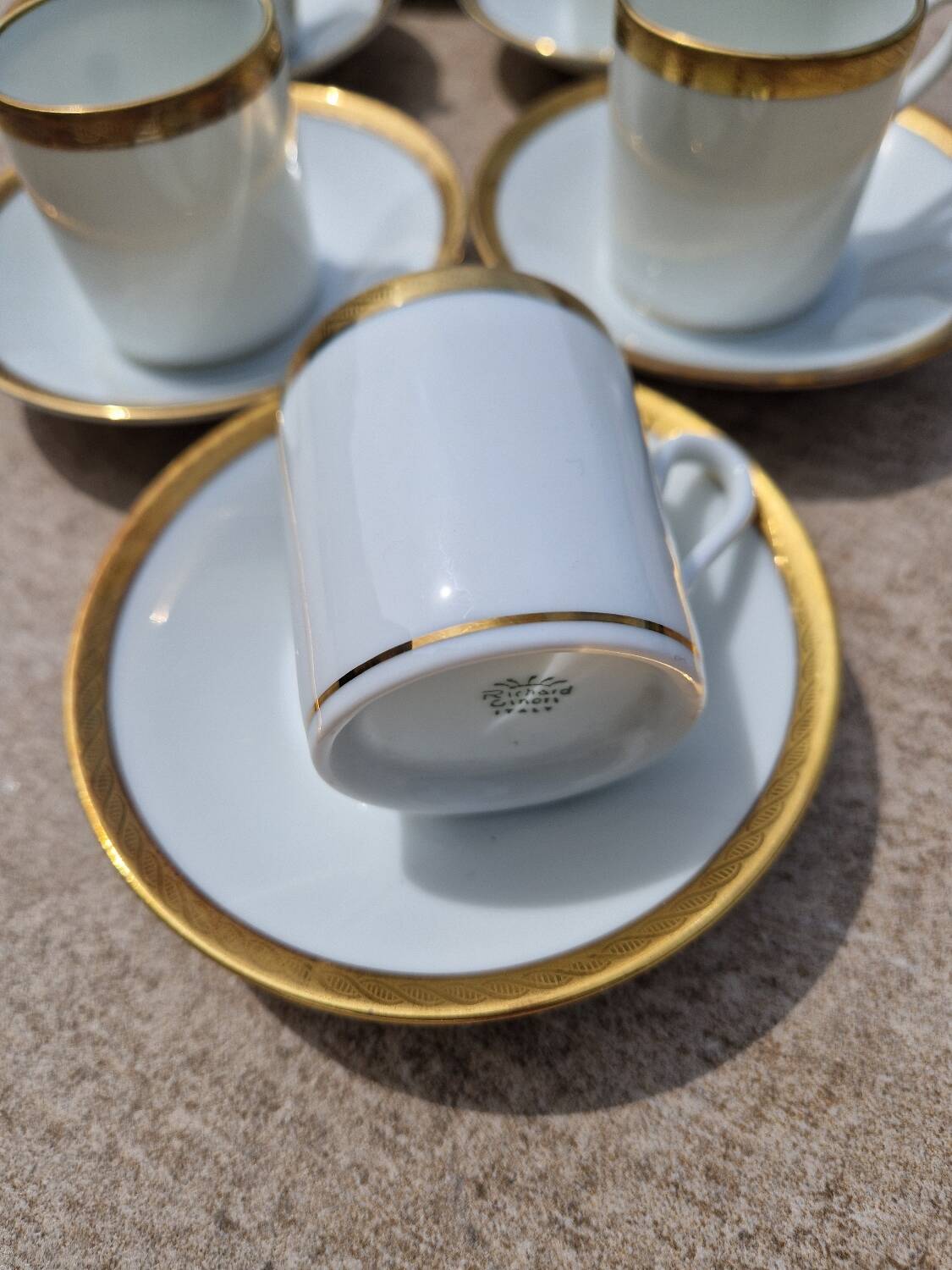 6 Richard Ginori coffee cups