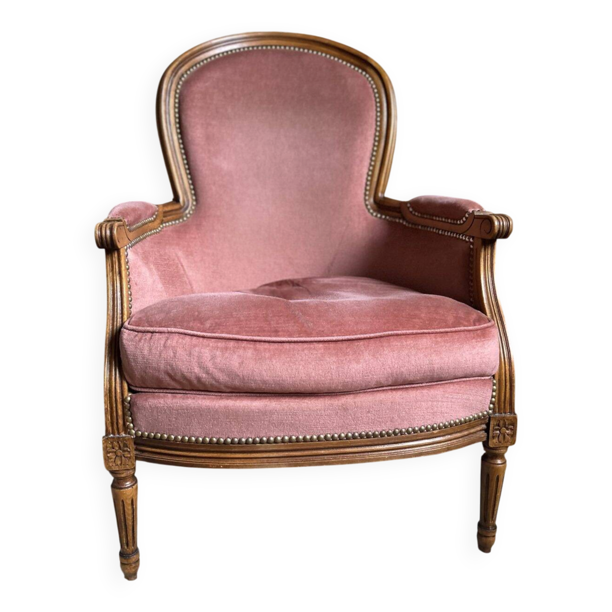 Small Louis XVI armchair in old rose velvet, removable seat – Chic and comfortable