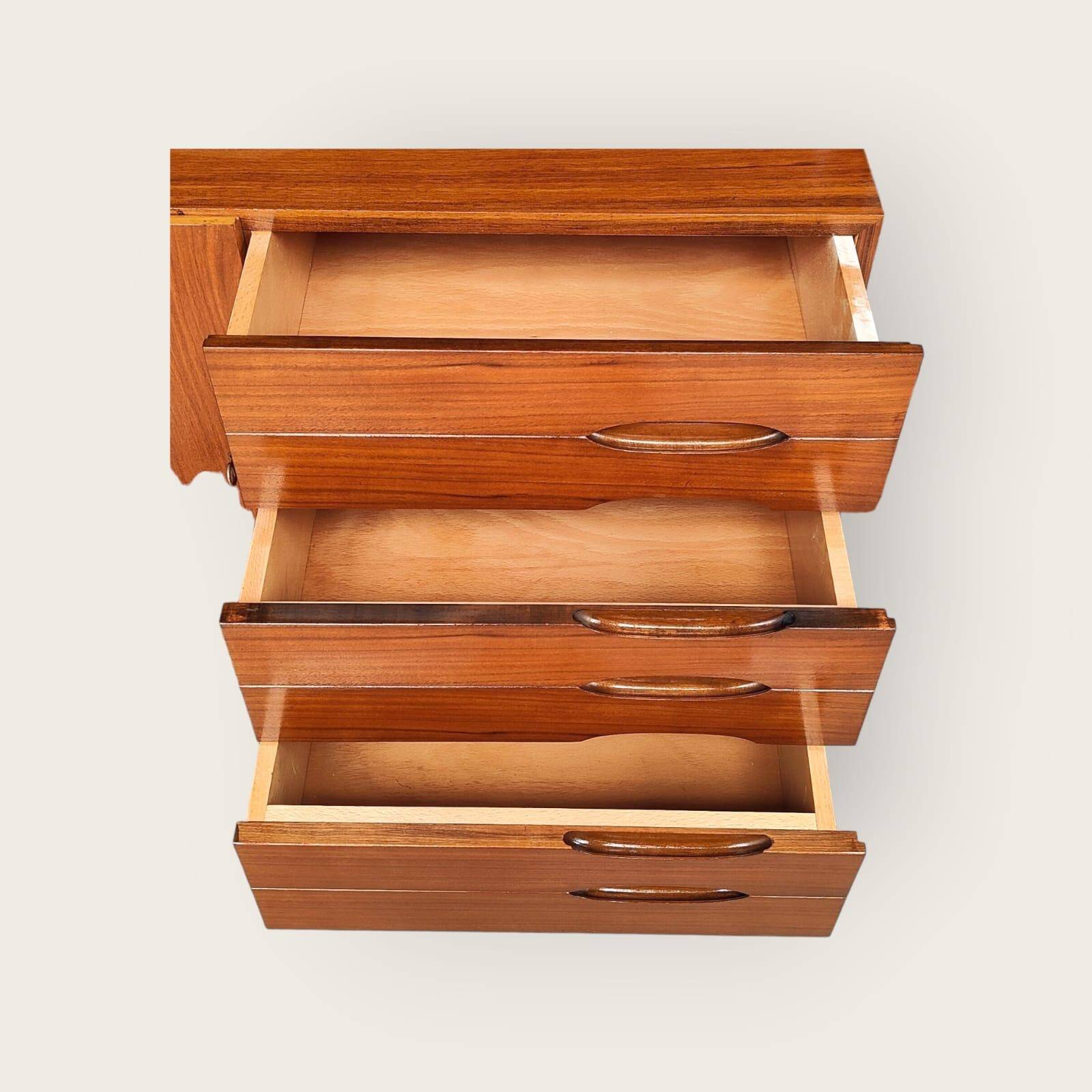 Système mural du milieu du siècle